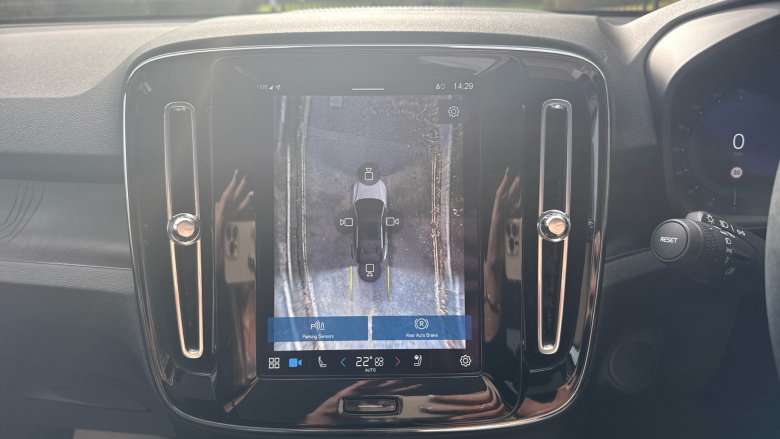 Volvo C40 300kW Recharge Twin Pro 78kWh 5dr AWD Auto Electric Estate